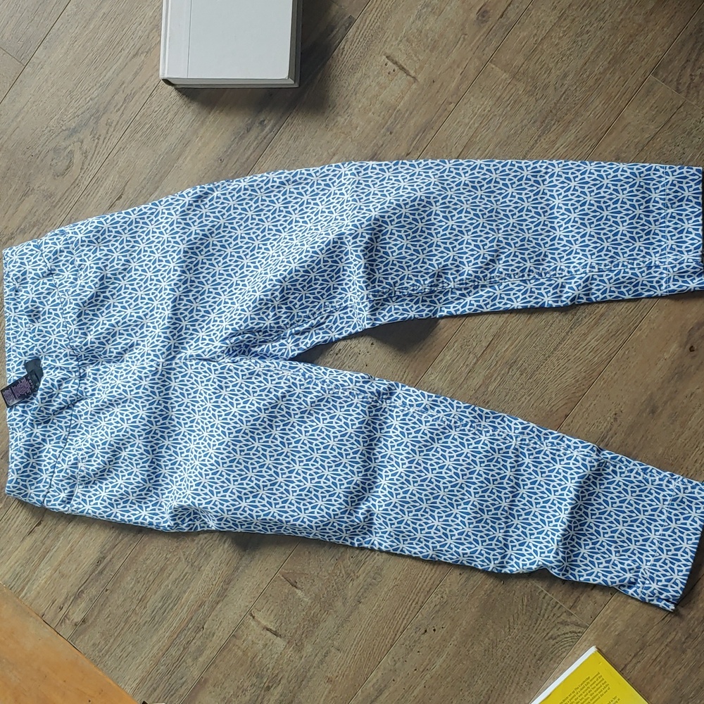 Womens Capri stretchy pant